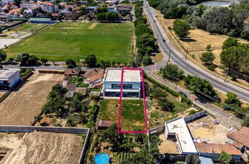 Vila spatioasa in subcetate, proprietate premium anunturi imobiliare Arad