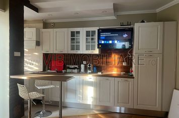 2 camere lux  la Piata Amzei anunturi imobiliare Bucuresti