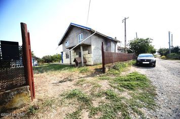 Vanzare vila oras Budesti Jud Calarasi 30 min Bucuresti sos Oltenitei anunturi imobiliare Calarasi