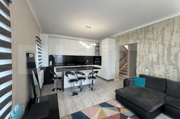 Apartament 3 camere de vanzare TARGU MURES - Mures anunturi imobiliare Mures