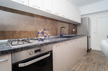Apartament de inchiriat la Evergreen, Tatarasi anunturi imobiliare Iasi