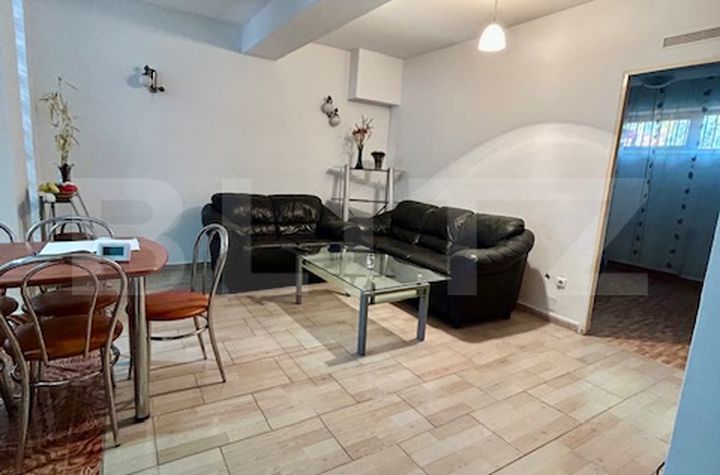 Apartament 4 camere de vanzare CLUJ-NAPOCA - Cluj anunturi imobiliare Cluj