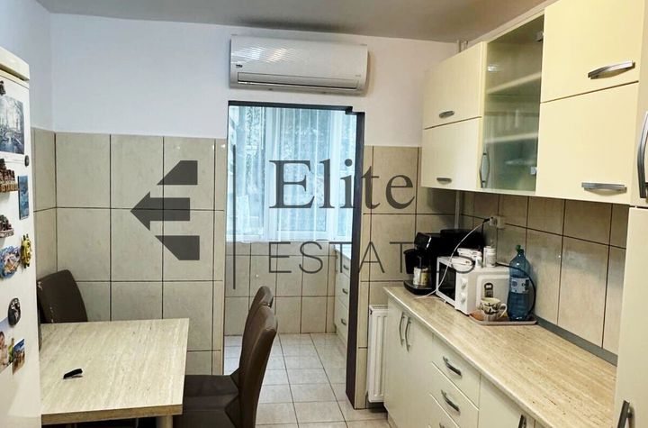 Apartament cu 2 camere de vânzare în Oradea , zona Rogerius anunturi imobiliare Bihor