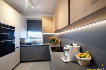 Apartament 3 camere de vanzare AVANTGARDEN - Brasov anunturi imobiliare Brasov