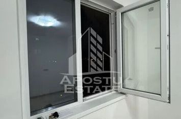 Garsoniera 12 mp renovata, zona Dambovita anunturi imobiliare Timis