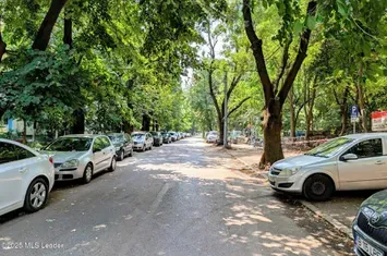 Doamna Ghica - Pasaj, 3 camere 70 mp, etaj 2, decomandat, vedere spate anunturi imobiliare Bucuresti