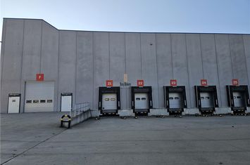 Spațiu industrial de inchiriat EST - Hunedoara anunturi imobiliare Hunedoara
