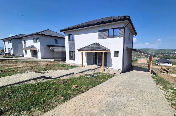 Vilă - 4 camere de vanzare JUCU DE SUS - Cluj anunturi imobiliare Cluj