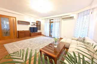 Vilă 6 cam de închiriat Bucuresti - Baneasa