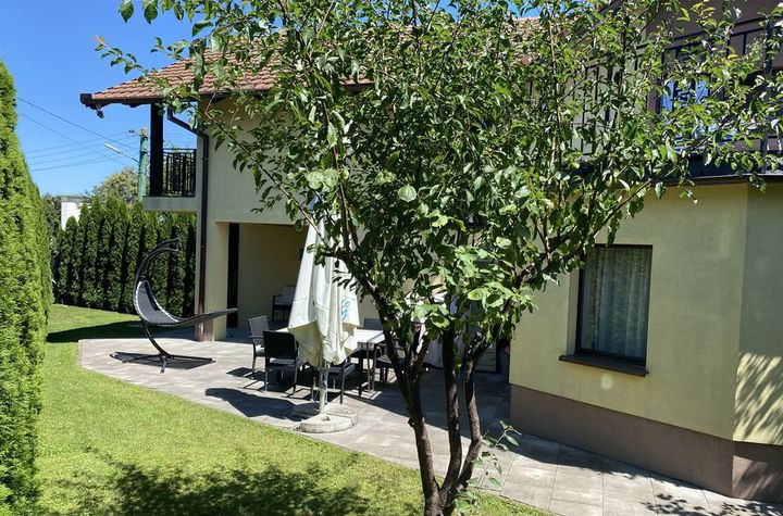 Casă - 6 camere de vanzare CISNADIE - Sibiu anunturi imobiliare Sibiu