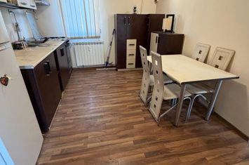 Apartament 3 camere de vanzare CALEA BUCURESTI - Dolj anunturi imobiliare Dolj