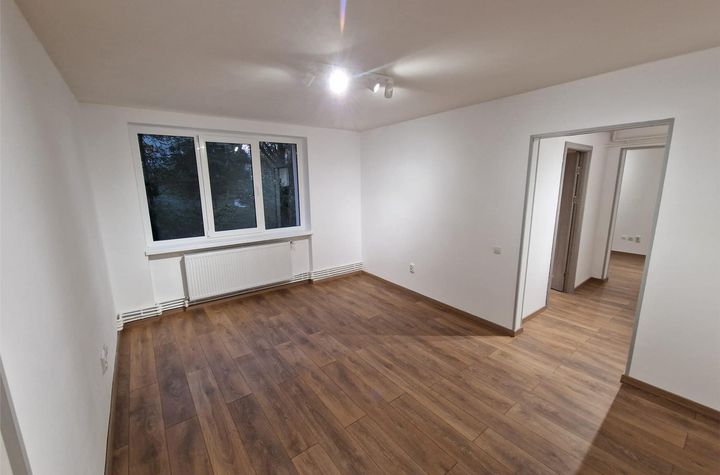 Birou de inchiriat CENTRAL - Suceava anunturi imobiliare Suceava