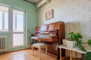 Apartament 3 camere de vanzare IASI - Iasi anunturi imobiliare Iasi