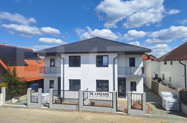 Vilă - 4 camere de vanzare SELIMBAR - Sibiu anunturi imobiliare Sibiu