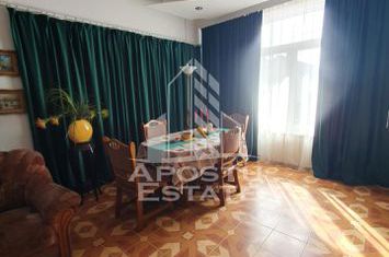 Casa individuala pretabila pentru pensiune, Giarmata anunturi imobiliare Timis