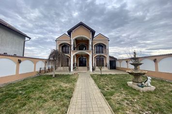 Casă cu teren generos de vânzare în Bod, la 10 minute de Brașov | 1.103 mp teren anunturi imobiliare Brasov