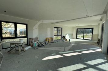 Vilă - 5 camere de vanzare CLUJ-NAPOCA - Cluj anunturi imobiliare Cluj