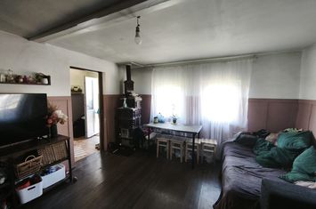 Casă - 2 camere de vanzare FRATAUTII VECHI - Suceava anunturi imobiliare Suceava