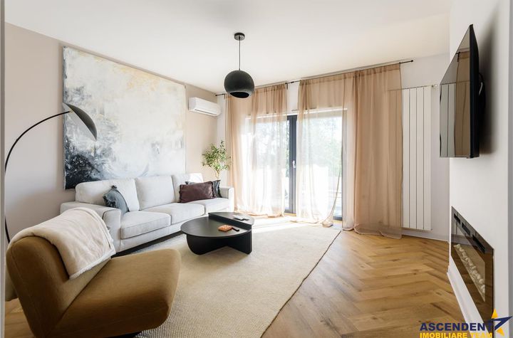 Vilă - 8 camere de vanzare CENTRUL ISTORIC - Brasov anunturi imobiliare Brasov