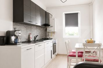 Apartament 2 camere de vanzare BACIU - Cluj anunturi imobiliare Cluj