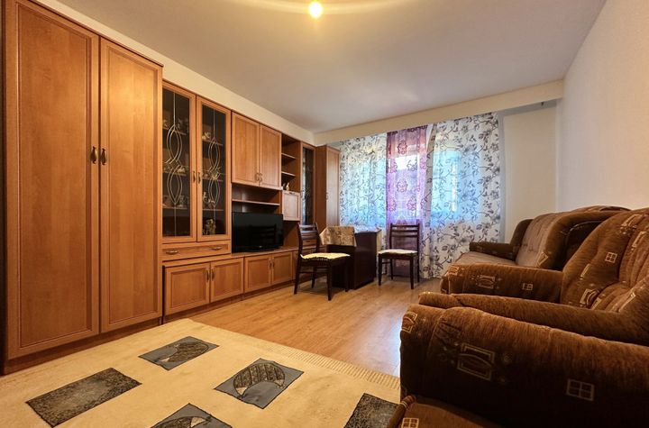 Apartament 2 camere de inchiriat TROCADERO - Constanta anunturi imobiliare Constanta