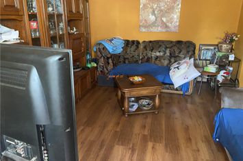 Apartament 4 camere de vanzare ULTRACENTRAL - Vrancea anunturi imobiliare Vrancea