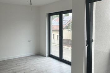 Vilă - 4 camere de inchiriat RADAUTI - Suceava anunturi imobiliare Suceava