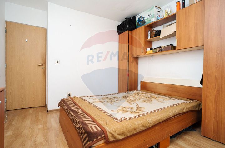 Apartament 3 camere decomandat  Alexandru cel Bun anunturi imobiliare Iasi