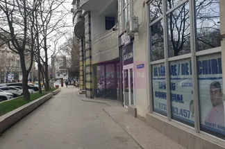 Spațiu comercial de închiriat Bucuresti - Bulevardul Unirii, strada Ion Pillat, Blocul Zepte