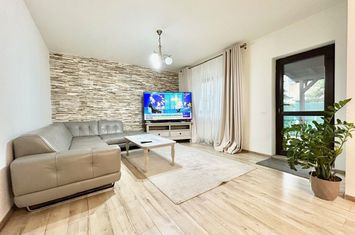 Casa cocheta cu gradina | Iancu Nicolae | Jolie Ville | Cambridge School anunturi imobiliare Bucuresti