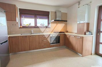Vilă - 5 camere de vanzare SIBIU - Sibiu anunturi imobiliare Sibiu