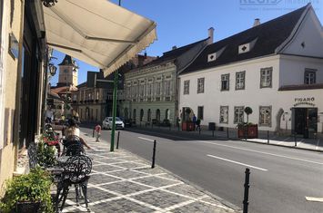 Apartament 3 camere de vanzare ULTRACENTRAL - Brasov anunturi imobiliare Brasov