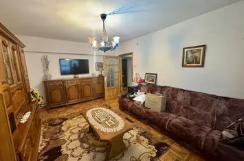 Apartament 3 camere de vanzare DEVA - Hunedoara anunturi imobiliare Hunedoara