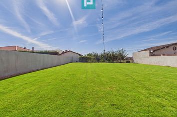 Casă premium la sol, Livada. anunturi imobiliare Arad