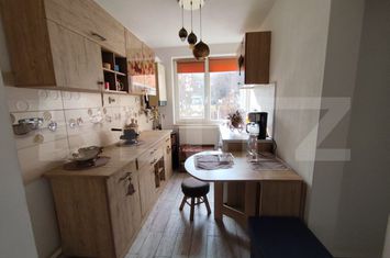 Apartament 3 camere de vanzare CUGIR - Alba anunturi imobiliare Alba