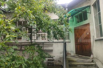 Vilă - 7 camere de vanzare RADAUTI - Suceava anunturi imobiliare Suceava