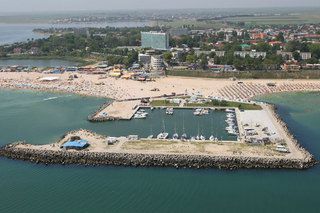 Ansambluri rezidenţiale, transformate la Mamaia în „gazde“ pentru turişti