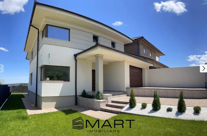 Vilă - 4 camere de vanzare CISNADIE - Sibiu anunturi imobiliare Sibiu