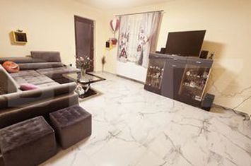 Vilă - 5 camere de vanzare ALBA IULIA - Alba anunturi imobiliare Alba