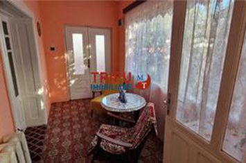 Casă - 4 camere de vanzare CENTRAL - Alba anunturi imobiliare Alba