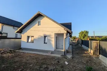 Casă - 3 camere de vanzare BACAU - Bacau anunturi imobiliare Bacau