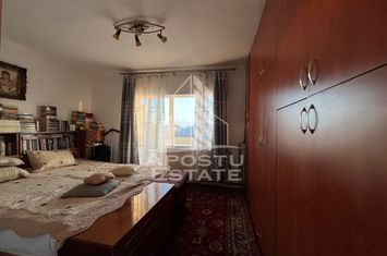 Apartament cu 3 camere, decomandat, 2 bai, 2 balcoane,zona Dambovita anunturi imobiliare Timis