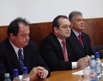 Descentralizarea – legiferată până pe 4 mai