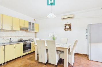 Apartament de inchiriat la casa, zona Gai anunturi imobiliare Arad