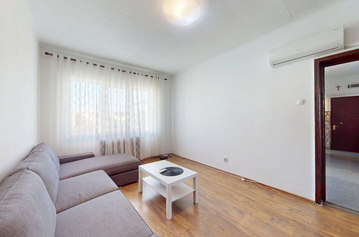 Apartament 3 camere Calea Griviței  7 min de metrou Basarab anunturi imobiliare Bucuresti
