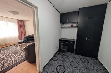 Apartament 2 camere de vanzare ORIZONT - Bacau anunturi imobiliare Bacau