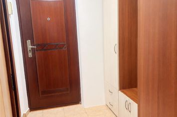 Garsonieră de vanzare ASTRA - Brasov anunturi imobiliare Brasov