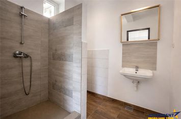 Spațiu comercial de vanzare SEMICENTRAL - Mures anunturi imobiliare Mures