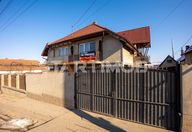 150.000 €, Vilă