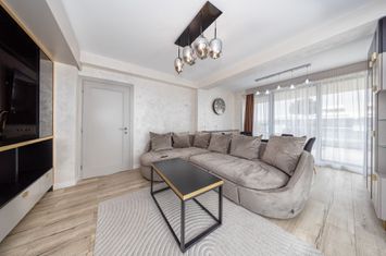 Penthouse superb, 3 camere+parcare subterana ,203 mp-Coresi anunturi imobiliare Brasov